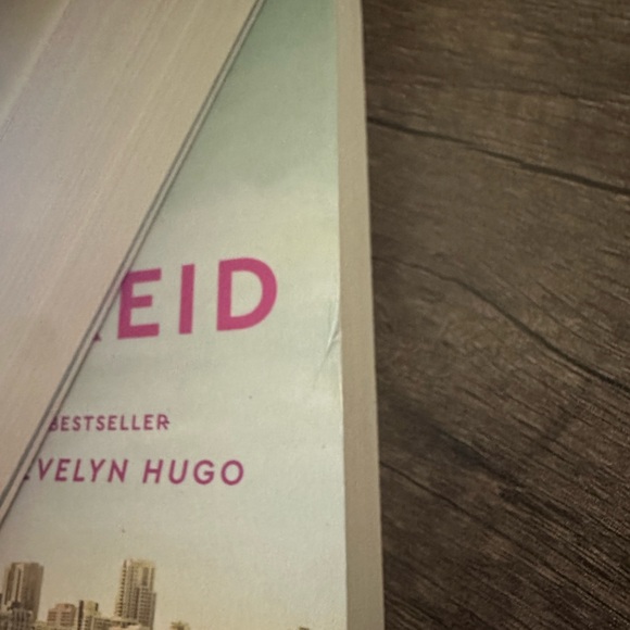 2 Paperback Book Bundle- Life’s Too Short and After I Do- Popular Booktok Novels - Picture 4 of 9